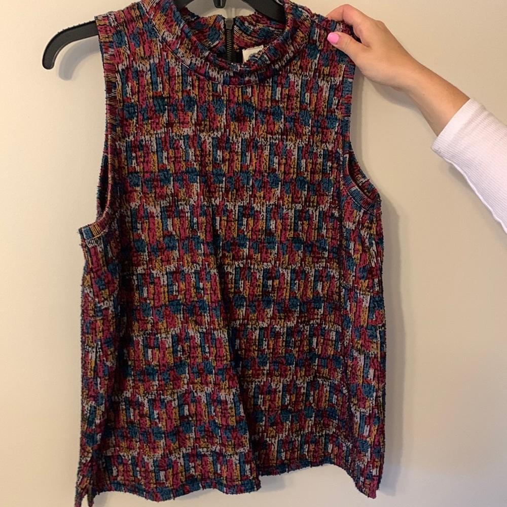 Anthro sleeveless top like new